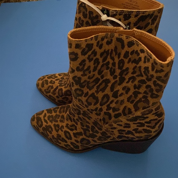 Lucky Brand Leather Leopard Booties with Side Zipper, Size 7M NEW - Picture 8 of 12